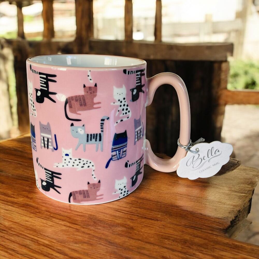 NEW Bella Pink Retro Style Black Stripes & Polka Dots Cat Cats 16oz Coffee Mug